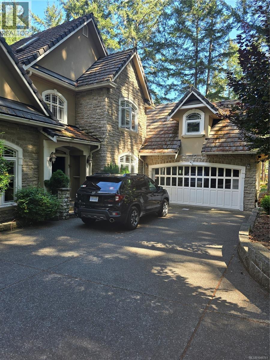 870 Falkirk Ave - Image 54