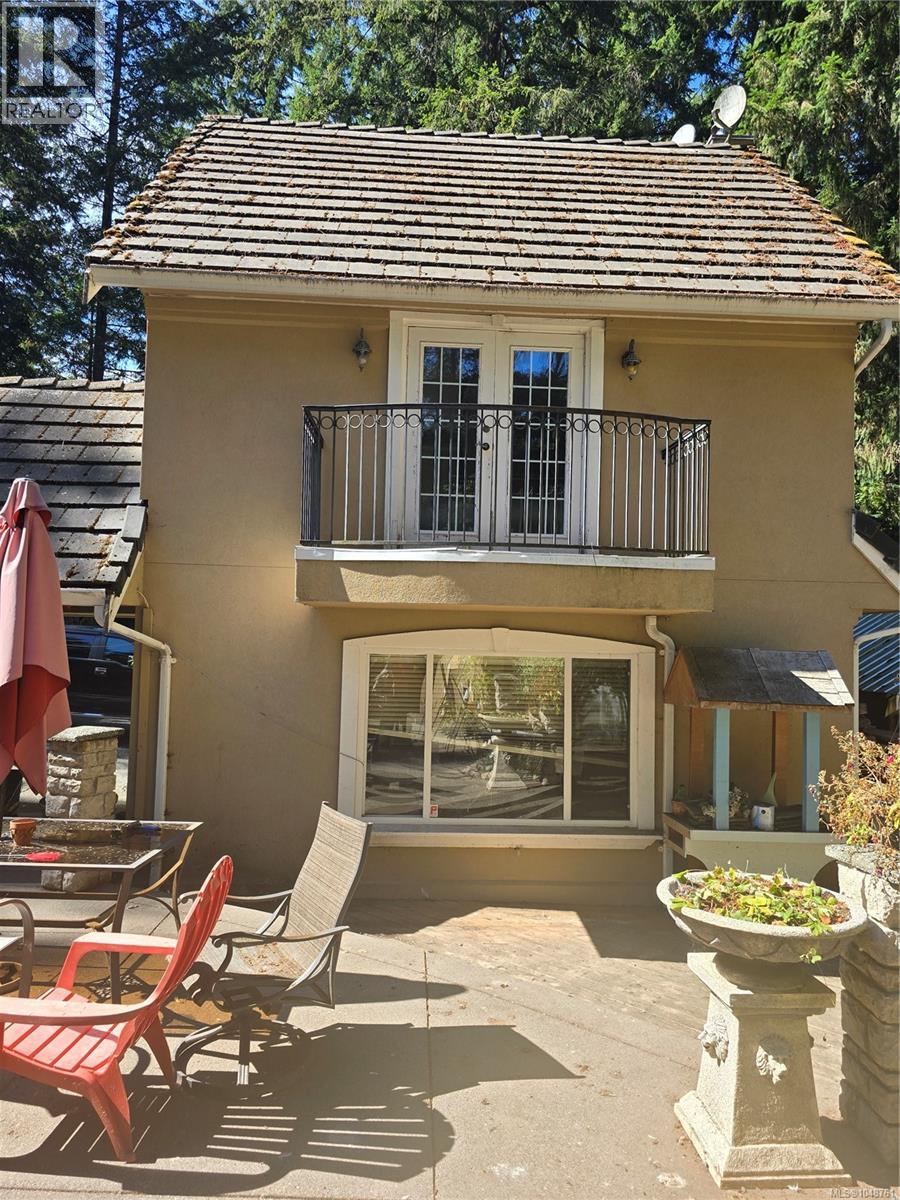 870 Falkirk Ave - 64