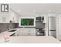 3015 Alpine Crescent, Whistler, BC V8E0B8 Photo 11