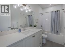 3337 41 Street SW - photo 21