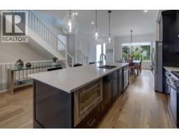 3337 41 Street SW - photo 4
