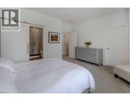 3337 41 Street SW - photo 14