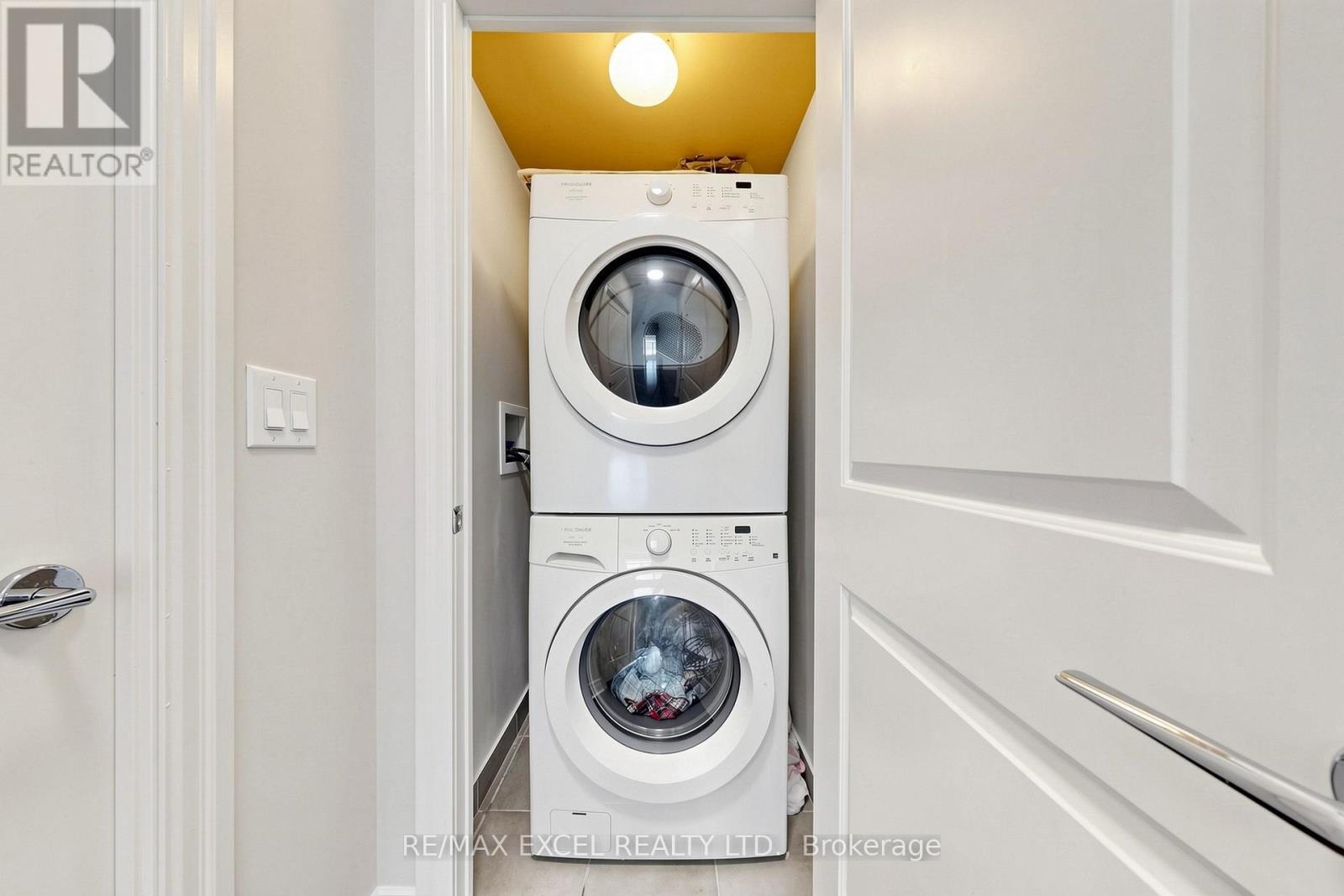 #416 8110 BIRCHMOUNT ROAD - Image 37
