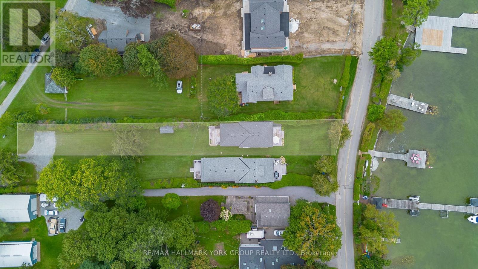 913 LAKE DRIVE N - 40