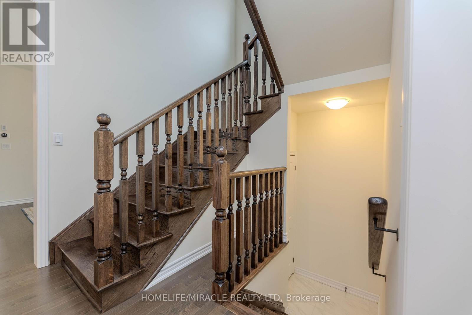 89 HALLDORSON AVENUE - 21