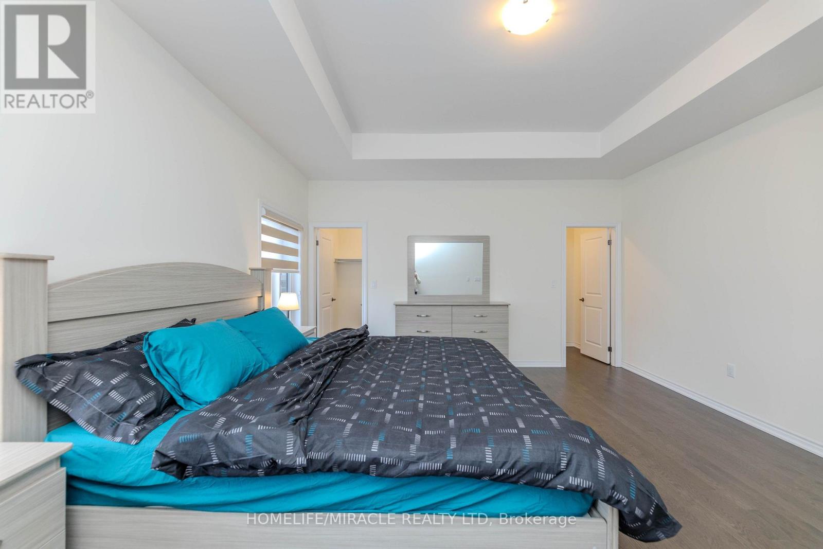 89 HALLDORSON AVENUE - 25