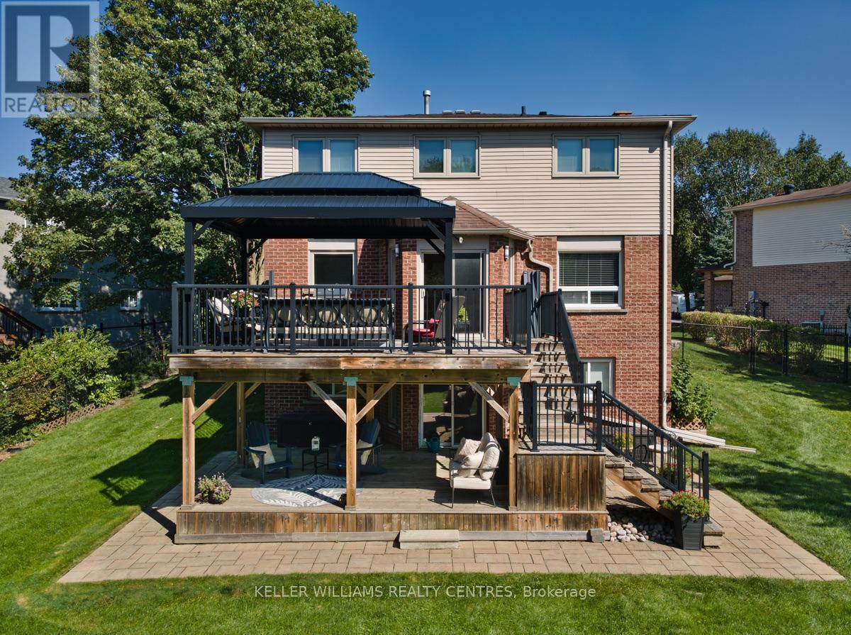 468 DORCHESTER COURT - 23