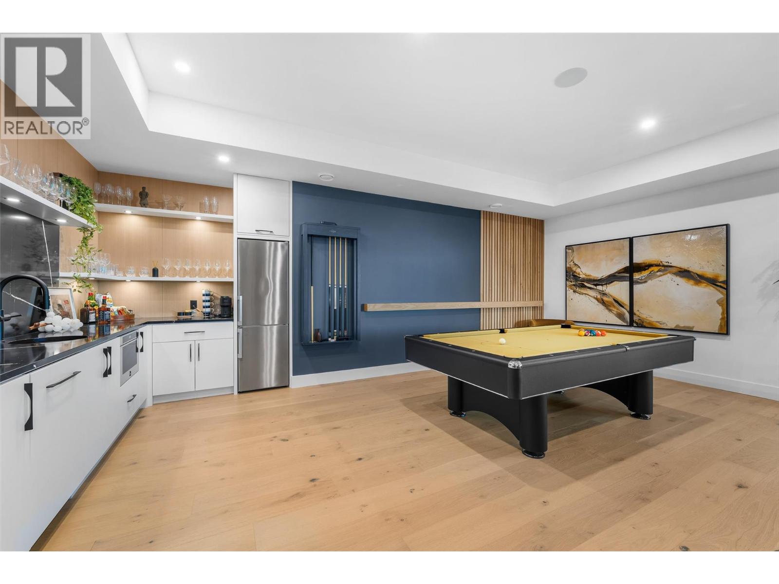 9857 Beacon Hill Drive, Lake Country - Image 1