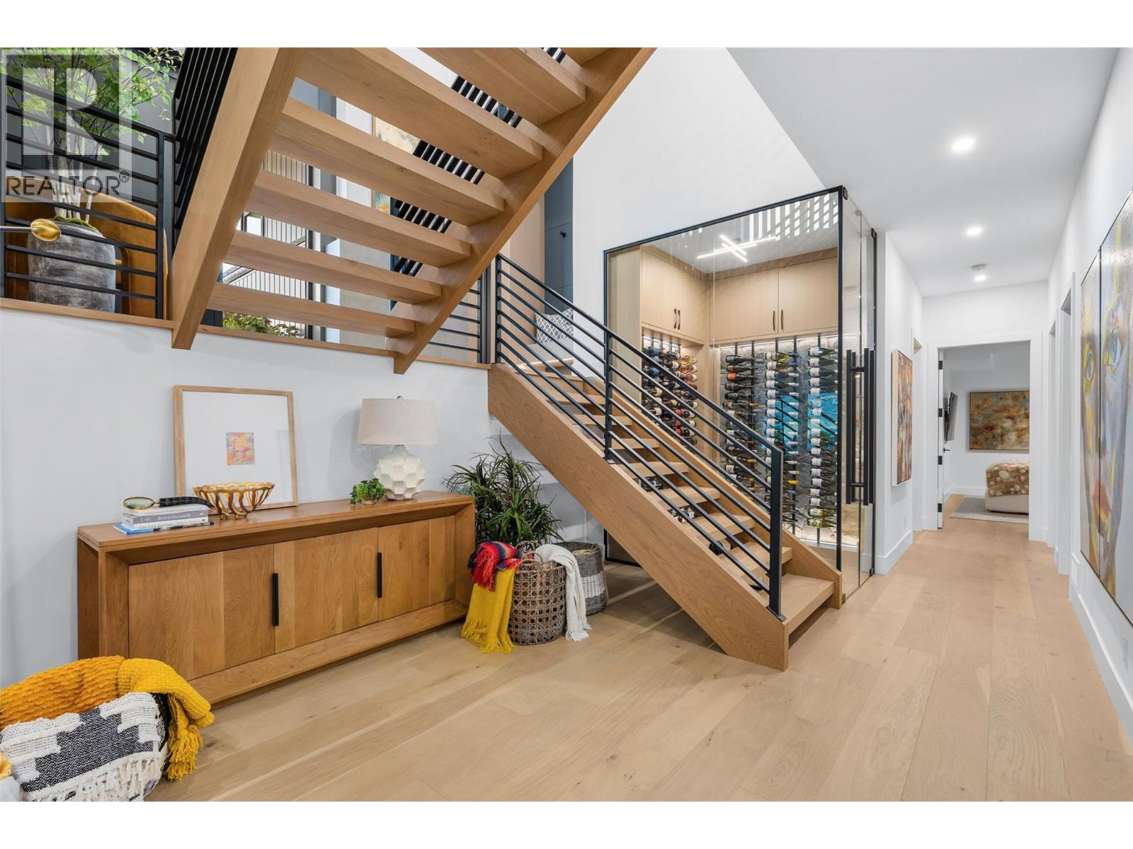 9857 Beacon Hill Drive, Lake Country - Image 1