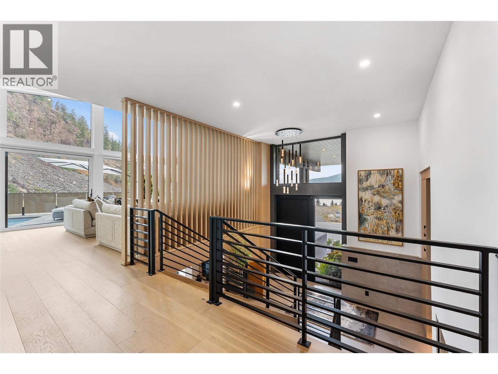 9857 Beacon Hill Drive, Lake Country - Image 1