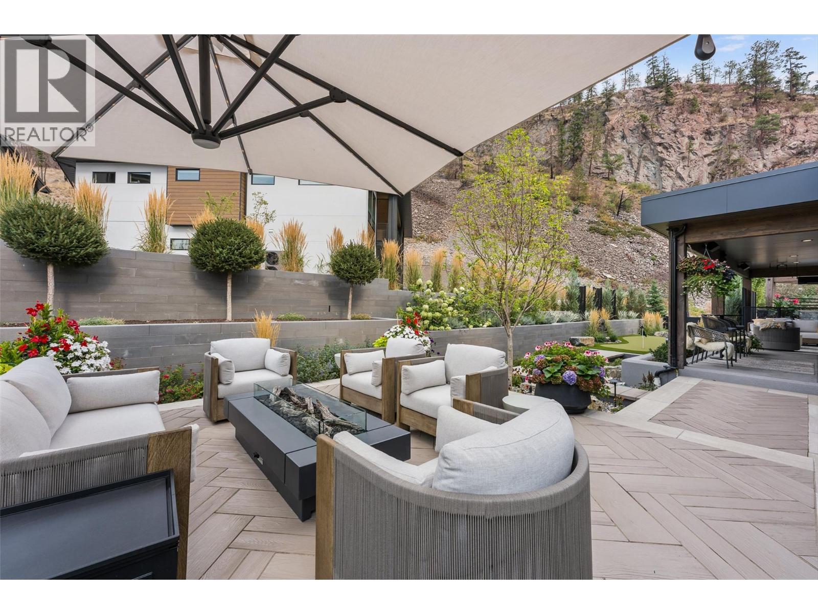 9857 Beacon Hill Drive, Lake Country - Image 1