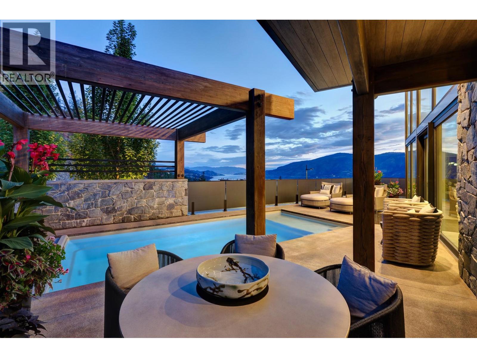 9857 Beacon Hill Drive, Lake Country - Image 1