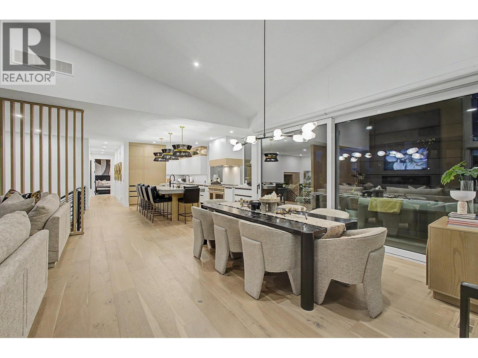 9857 Beacon Hill Drive, Lake Country - Image 1
