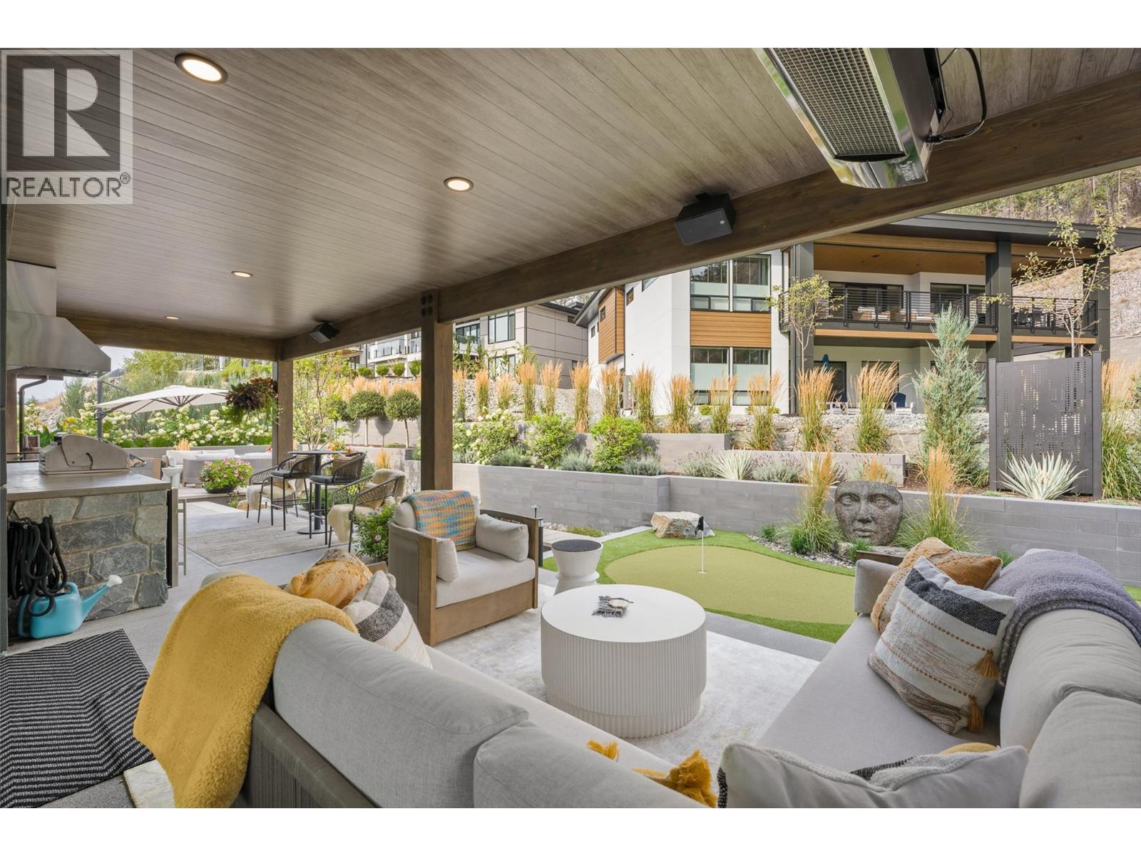 9857 Beacon Hill Drive, Lake Country - Image 1