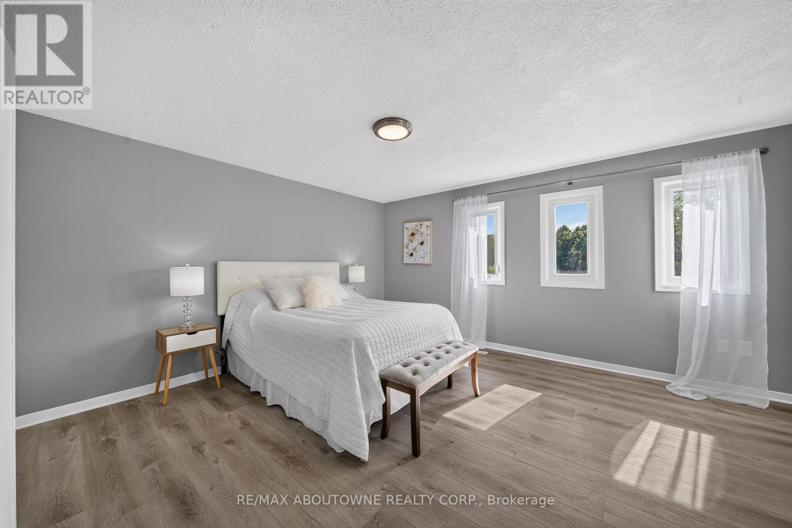 4353 SAWMILL VALLEY DRIVE - 29
