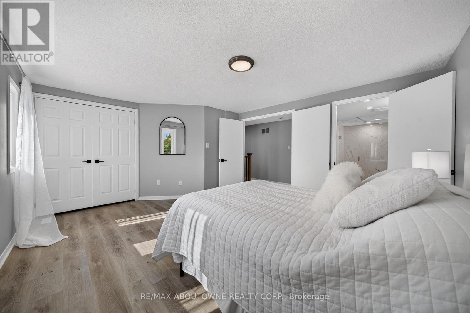 4353 SAWMILL VALLEY DRIVE - 32