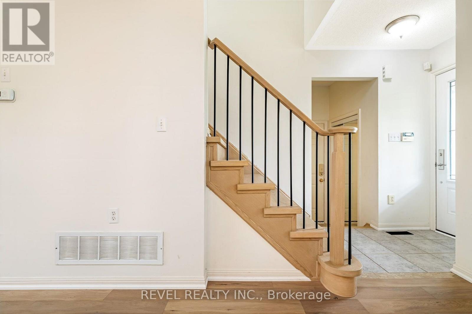 1518 CROFT AVENUE N - 15
