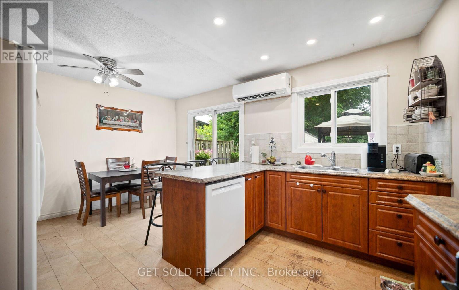 #5 5 KINGHAM ROAD - 10