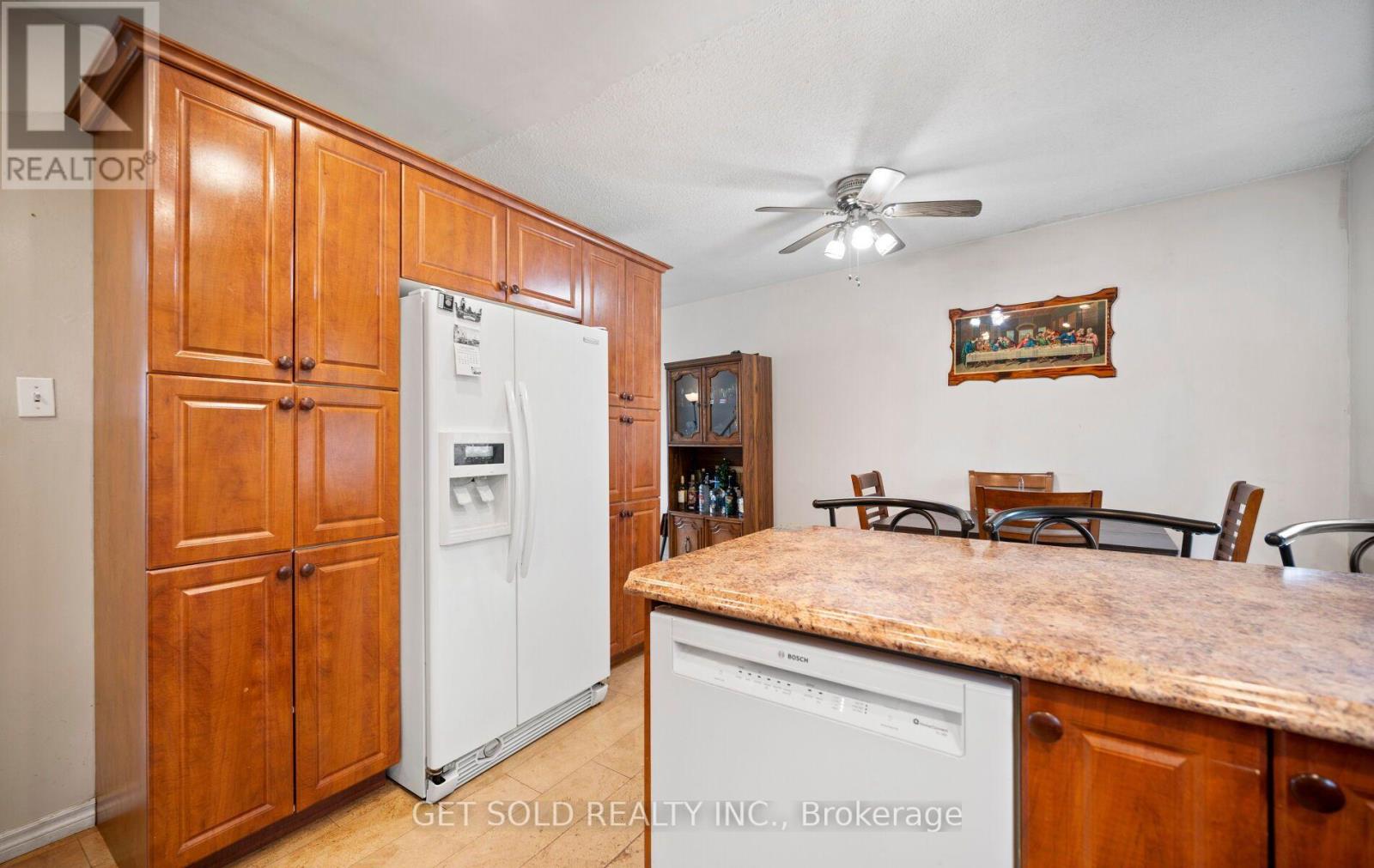 #5 5 KINGHAM ROAD - 12