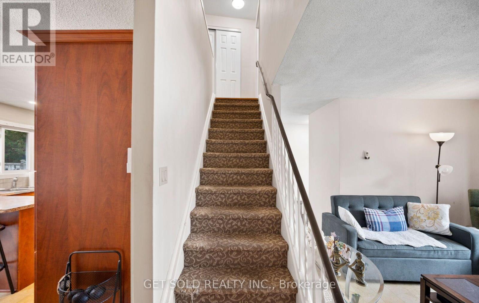 #5 5 KINGHAM ROAD - 15