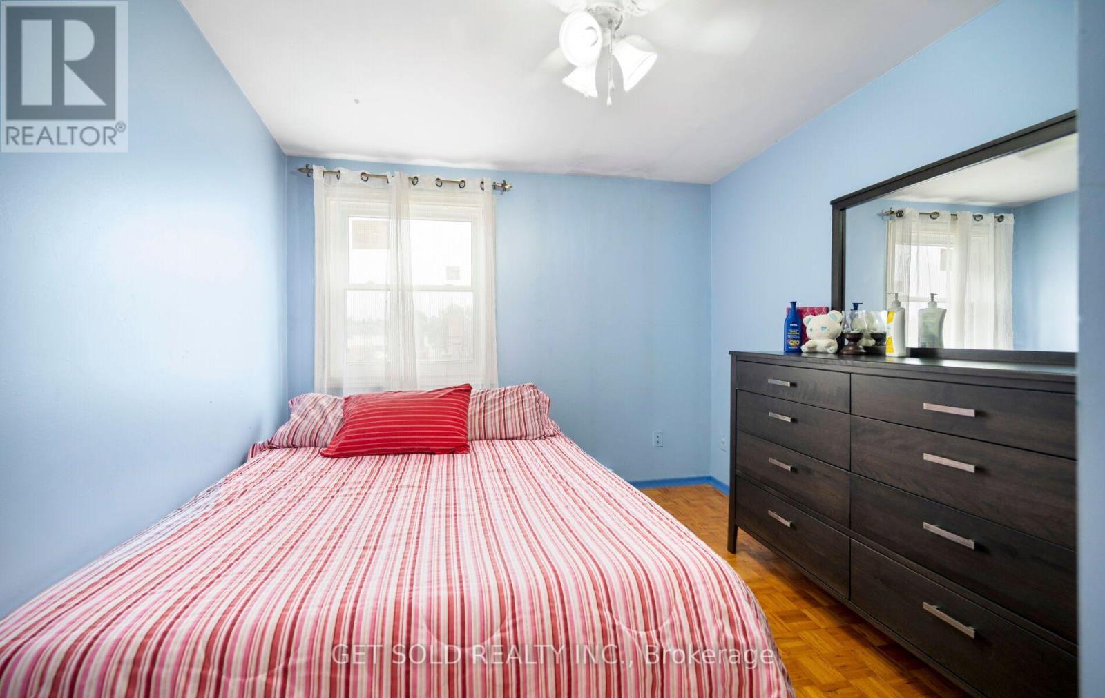 #5 5 KINGHAM ROAD - 23