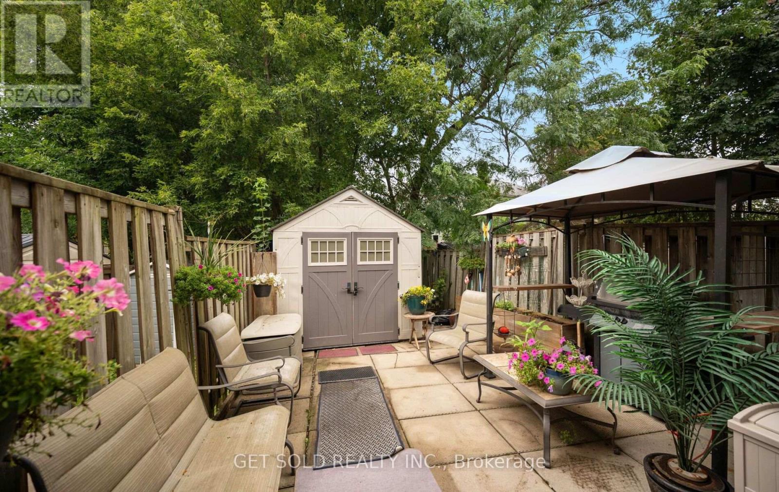 #5 5 KINGHAM ROAD - 42