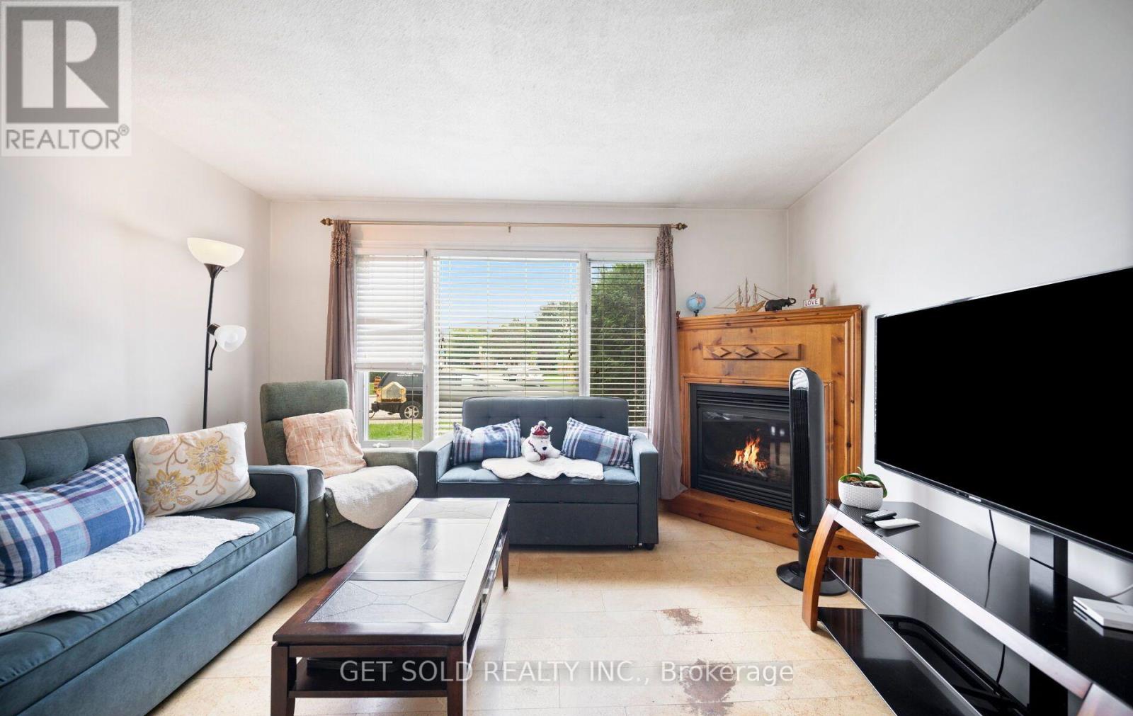 #5 5 KINGHAM ROAD - 5