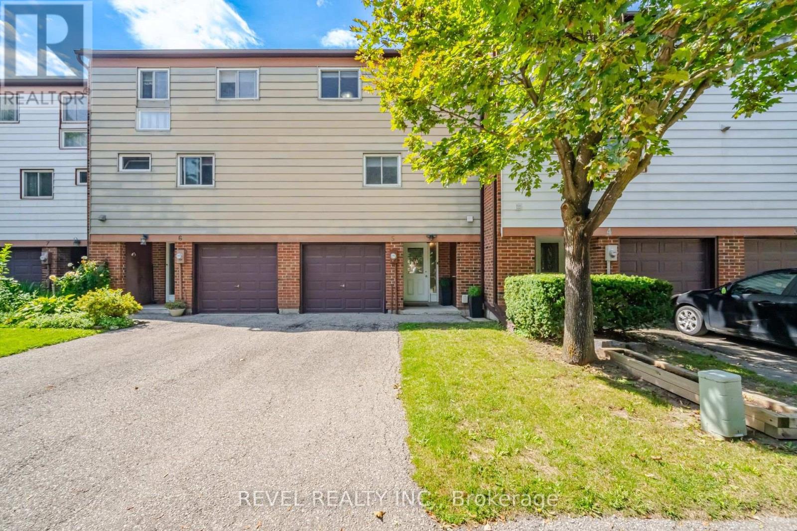 #5 650 CHILDS DRIVE - 1
