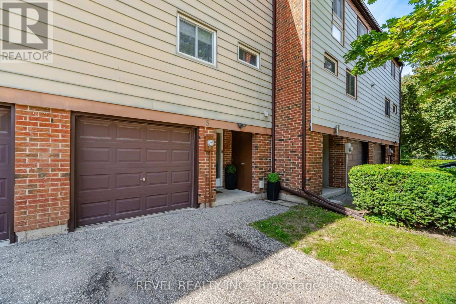 #5 650 CHILDS DRIVE - 2