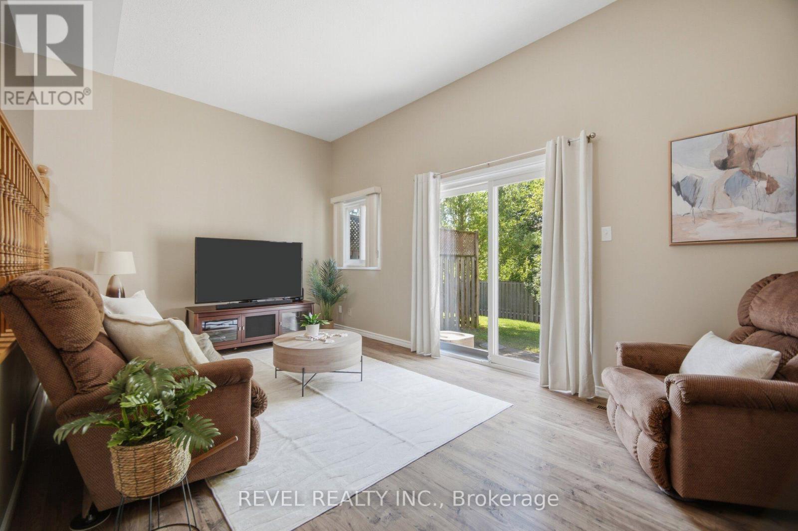 #5 650 CHILDS DRIVE - 5