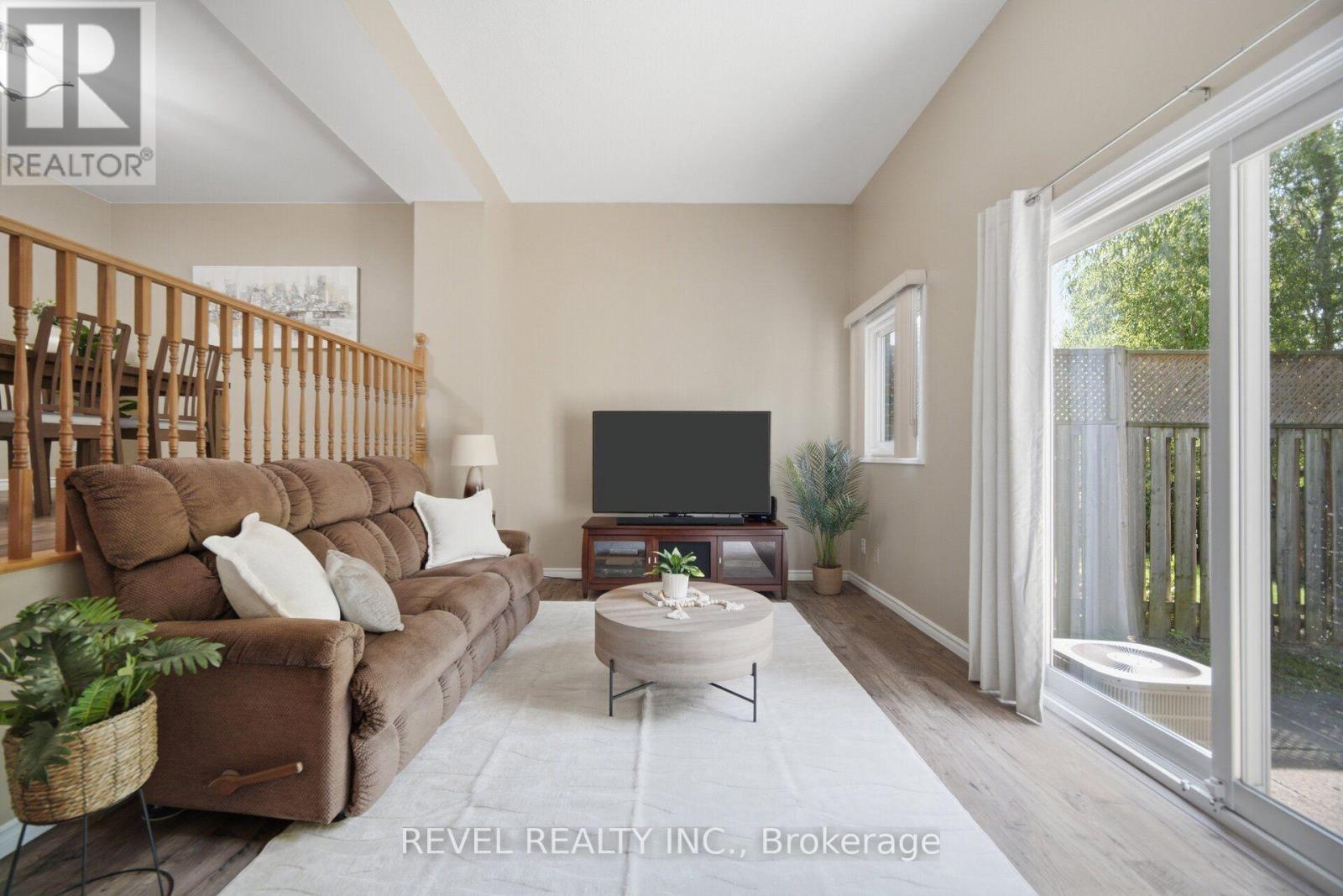 #5 650 CHILDS DRIVE - 6