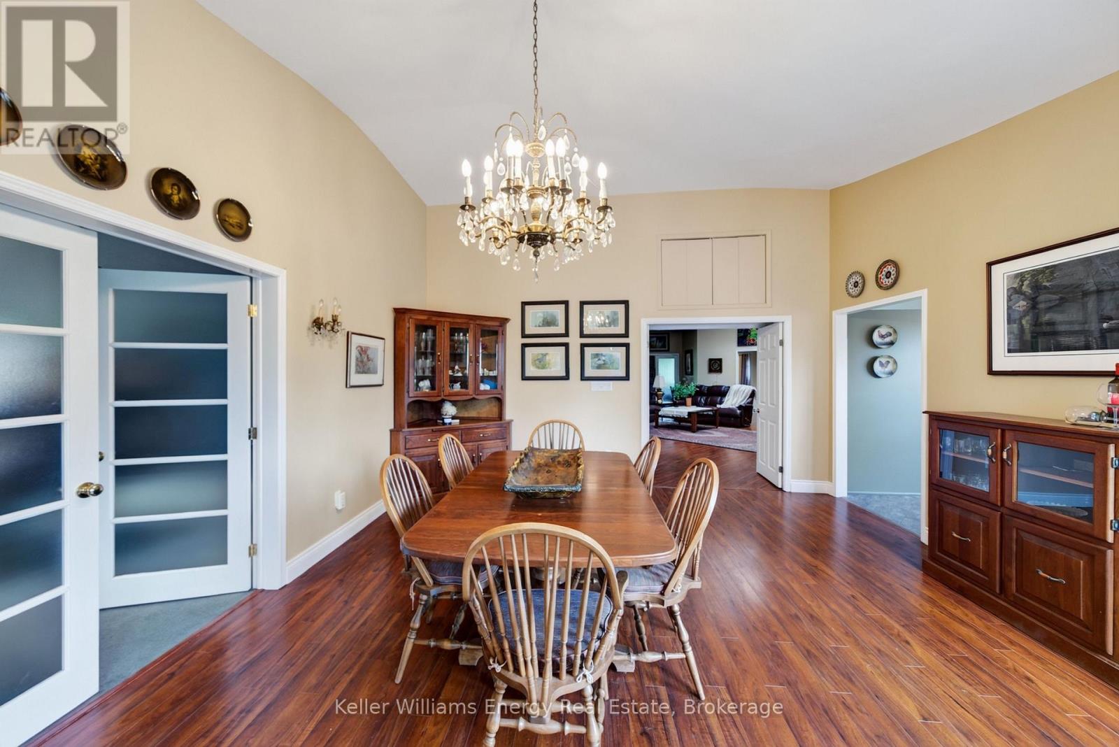89 SMITH'S BAY AVENUE - 19