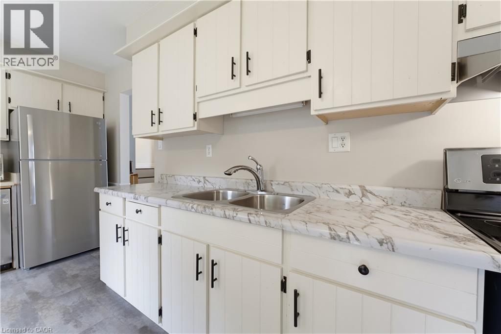 50 SOUTHGLEN Road - 17