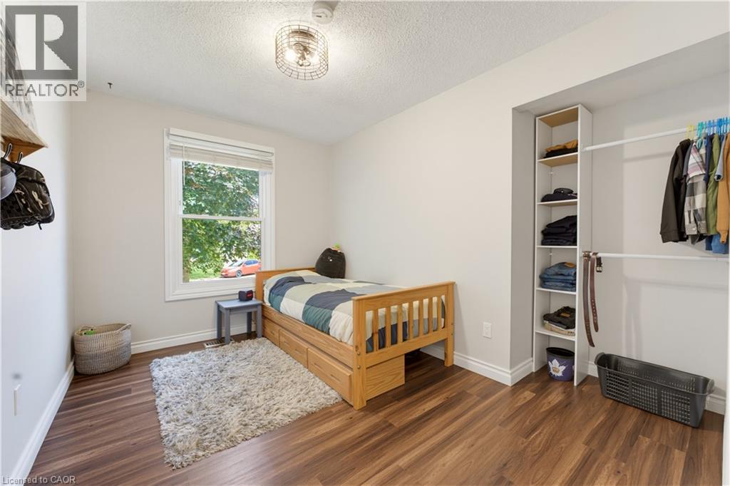 50 SOUTHGLEN Road - 20