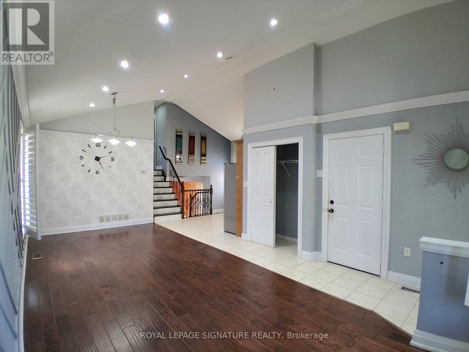 50 SHADETREE CRESCENT, Hamilton (Stoney Creek Mountain) — photo 3