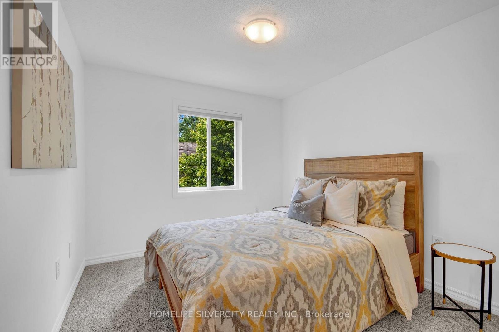 #45 1059 WHETHERFIELD STREET N - 22