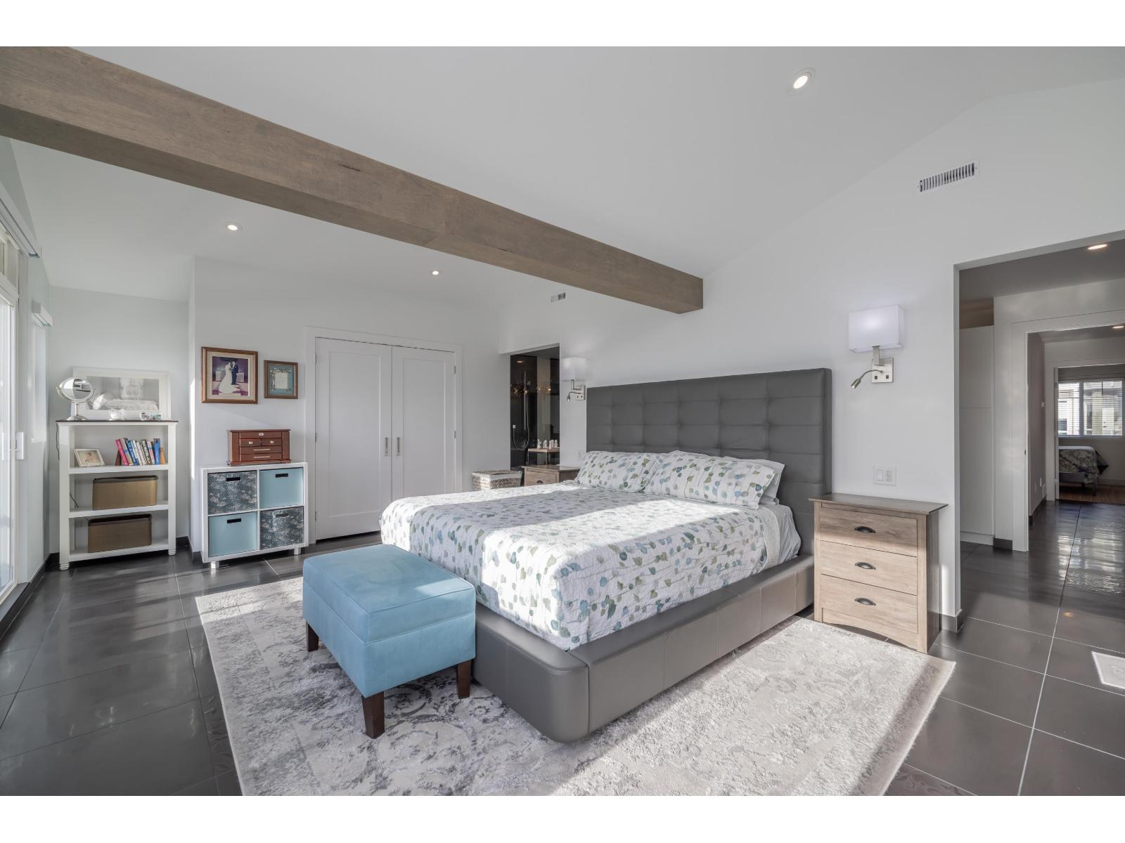 7 15161 PROSPECT AVENUE, White Rock