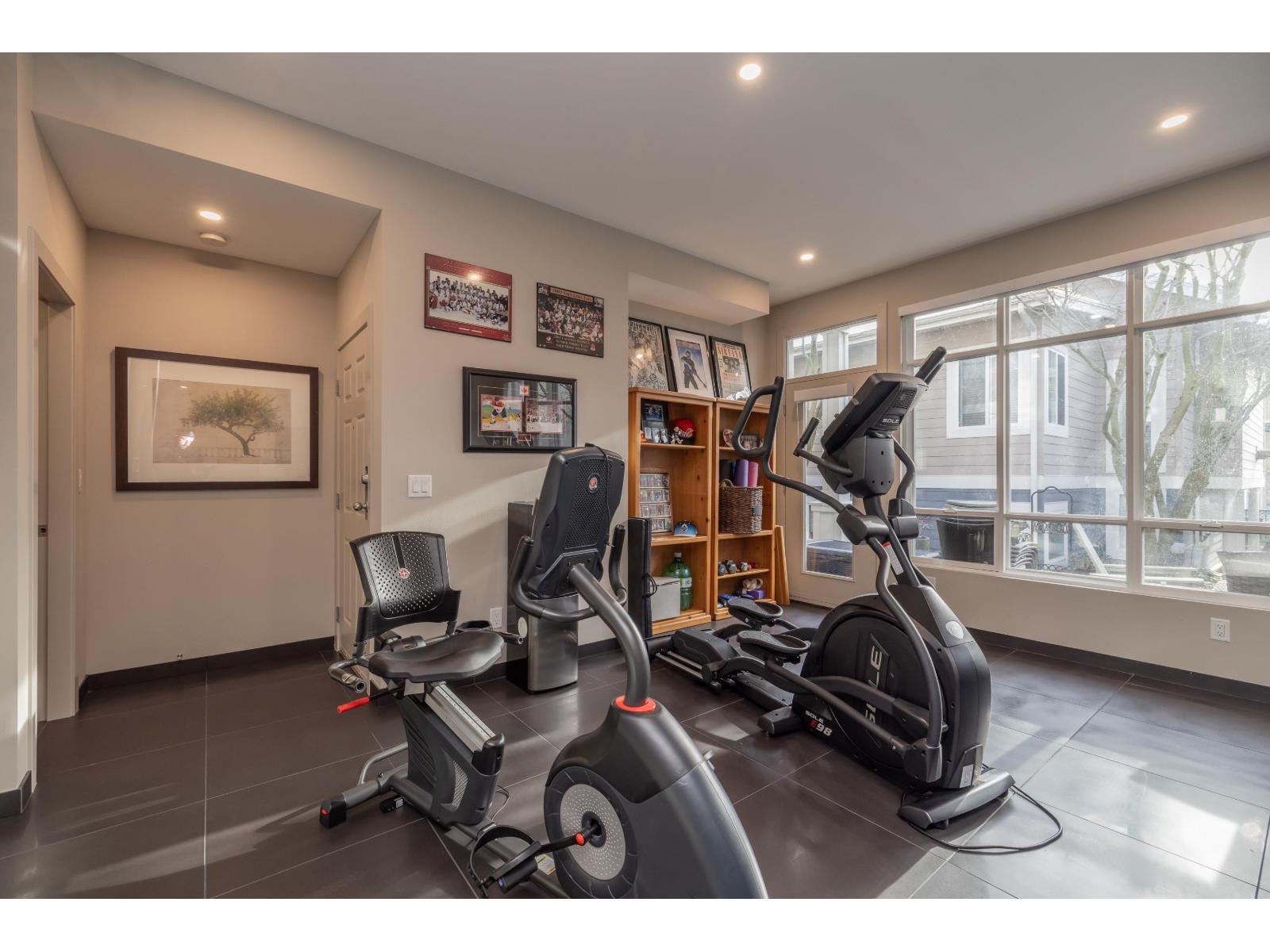 7 15161 PROSPECT AVENUE, White Rock