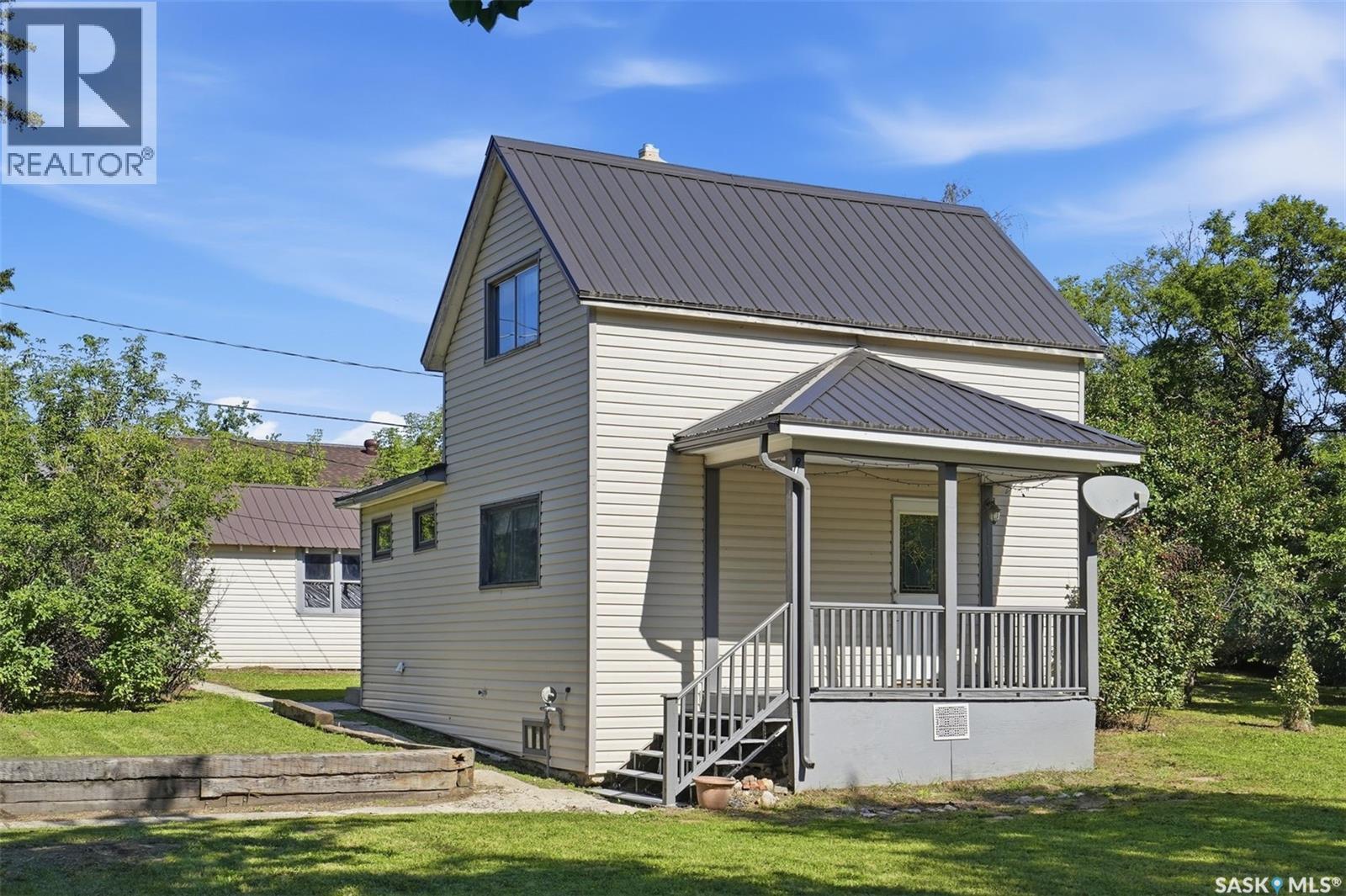 502 Bangor AVENUE, Viscount — photo 3