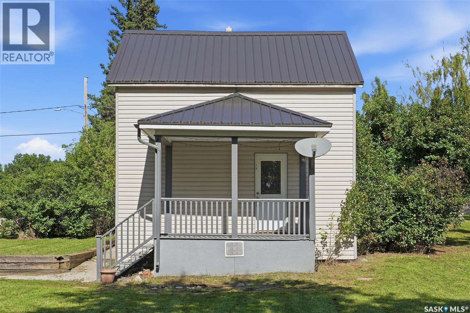 502 Bangor AVENUE, Viscount — photo 2