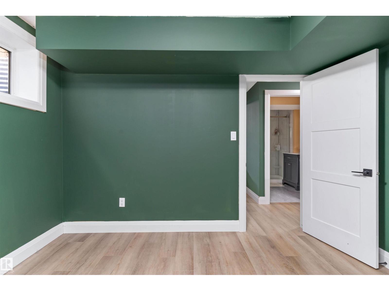 4720 156 AV NW - 31
