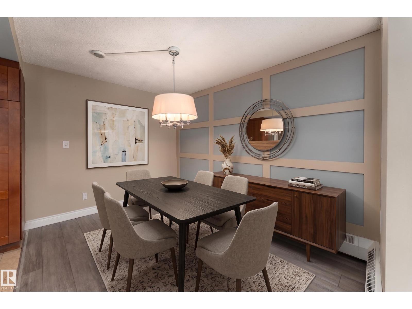 #901 10125 109 ST NW - 5
