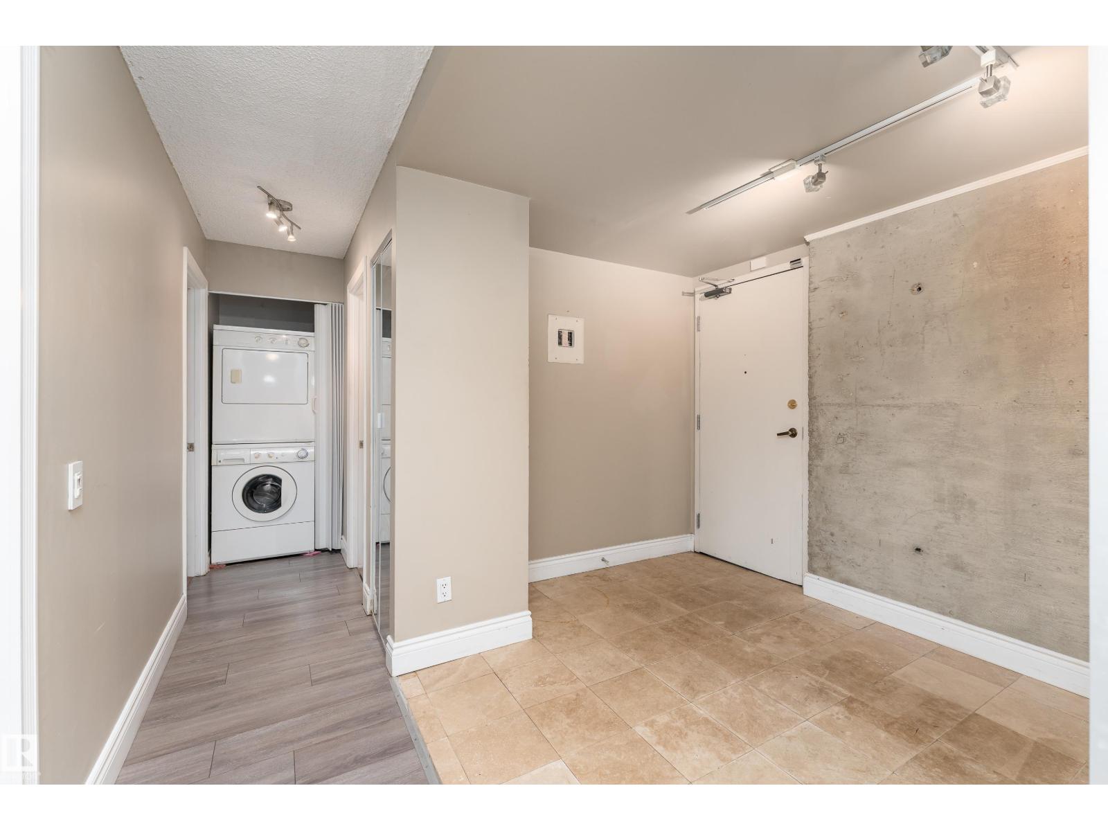#901 – 10125 109 Street NW, Downtown (Edmonton) — photo 26 of 30: Property photo