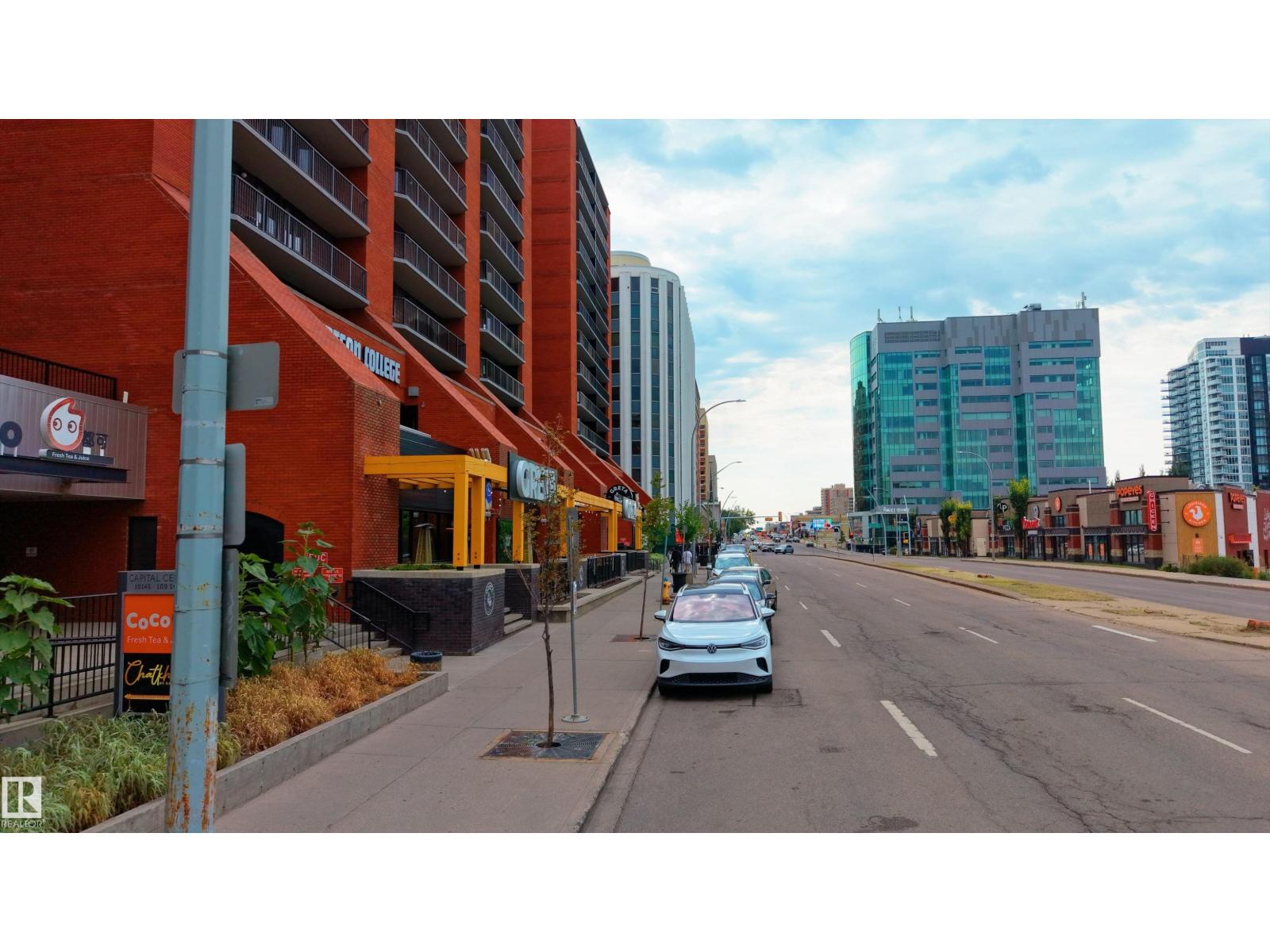 #901 10125 109 ST NW - 39