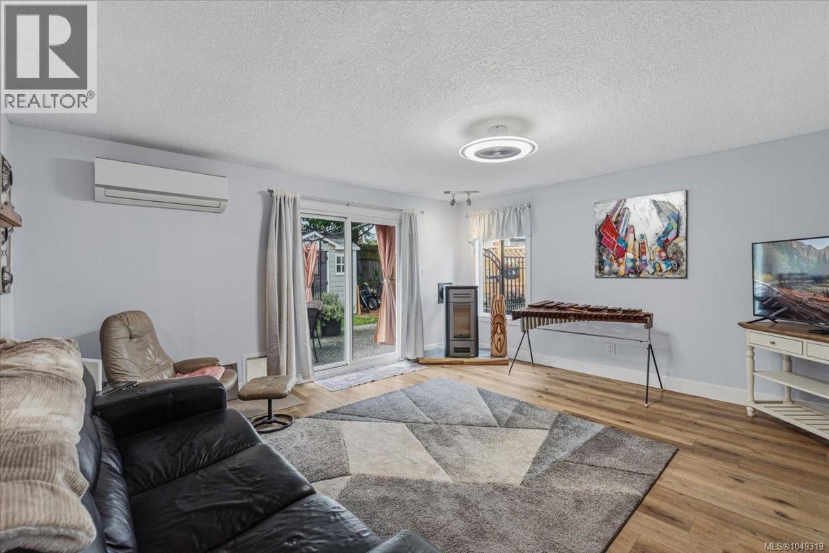 2107 Aaron Way - Image 11