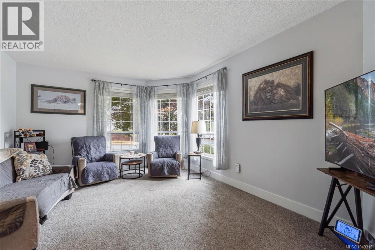 2107 Aaron Way - 3