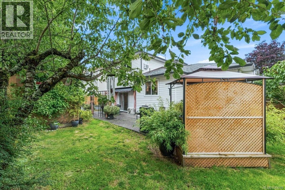2107 Aaron Way - Image 30