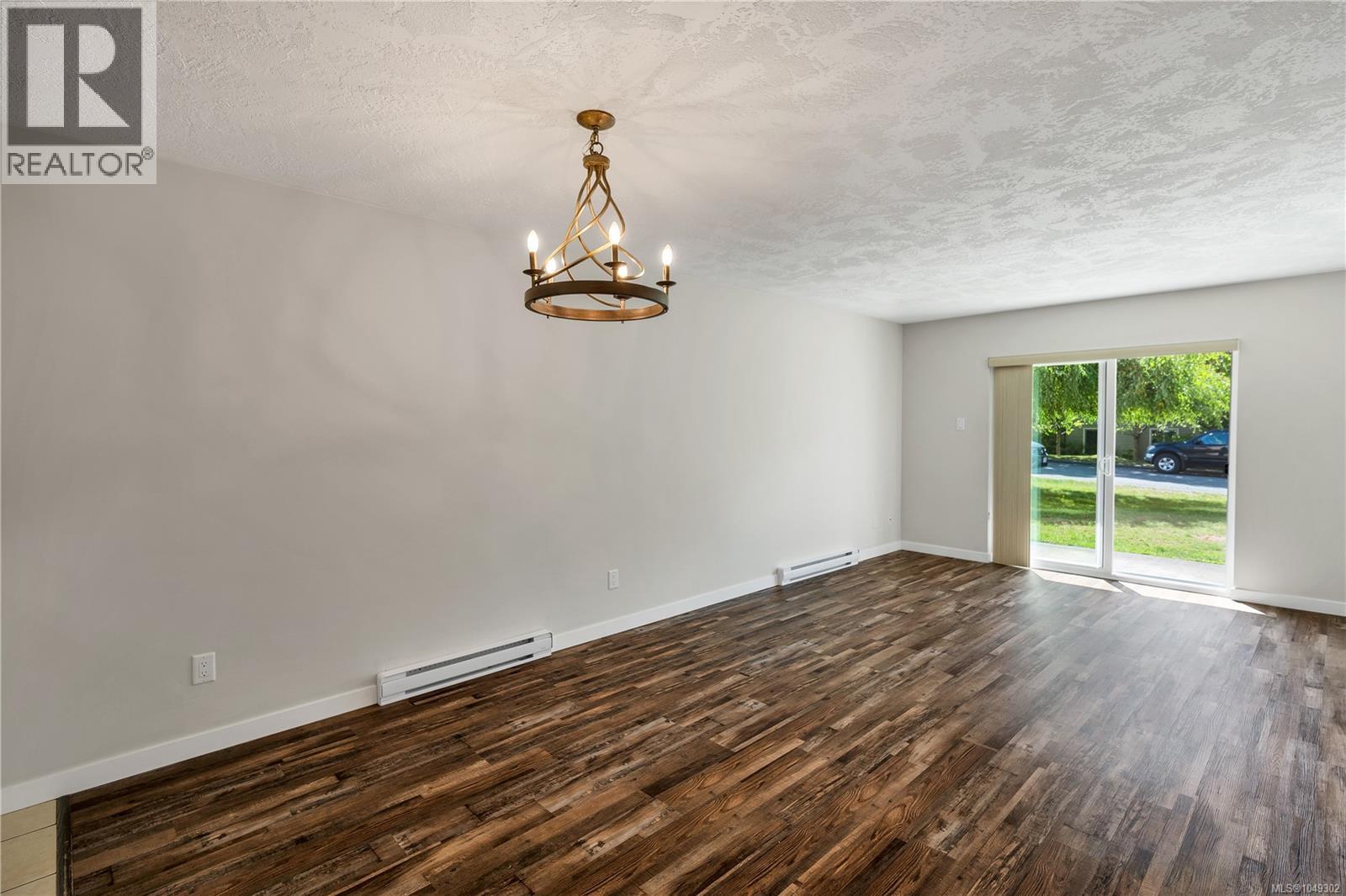 #102 4692 Alderwood Pl - 17