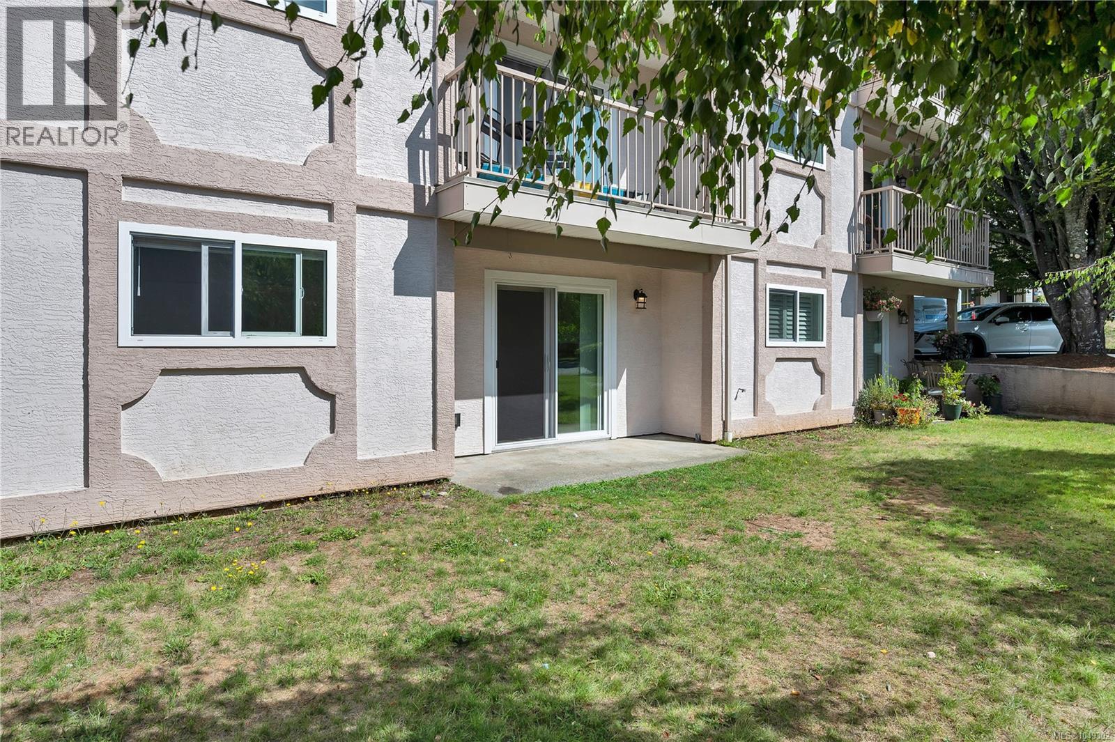 #102 4692 Alderwood Pl - Image 23