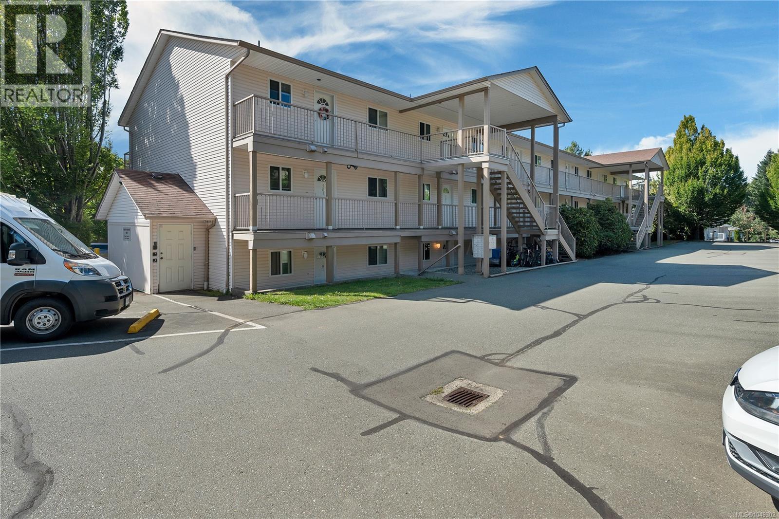 #102 4692 Alderwood Pl - Image 25